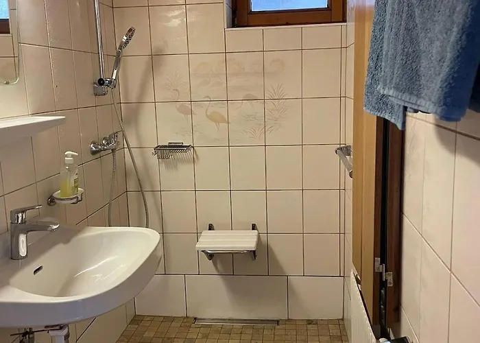 Gemuetliche Mit Voll Ausgestatteter Kueche Appartamento